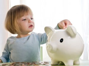 5 dicas para ensinar as crianças a lidarem com o dinheiro